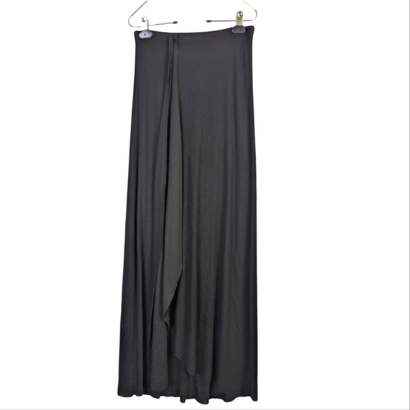 NWT BCBG Maxazria Logan Maxi Skirt Womens XXS Black Slit Flowy Pull On Stretch - Picture 1 of 8